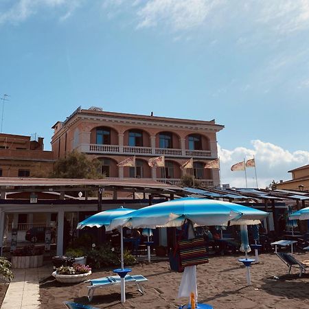 Hotel Miramare Ladispoli Exterior photo