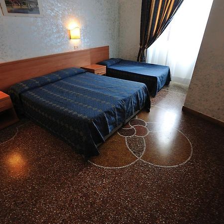 Hotel Miramare Ladispoli Exterior photo