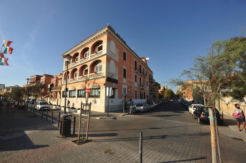 Hotel Miramare Ladispoli Exterior photo